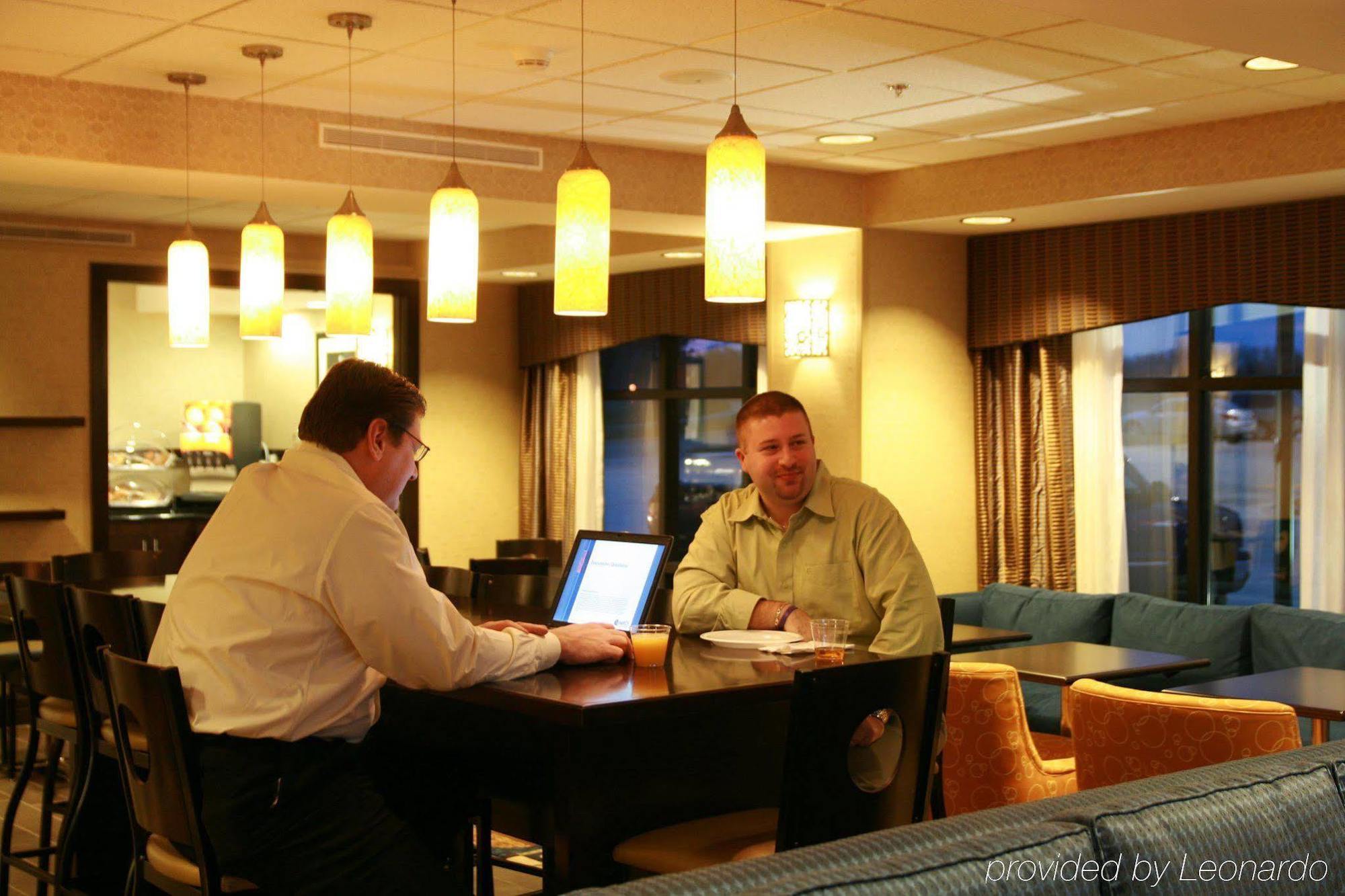 Hampton Inn Topeka Restaurant billede